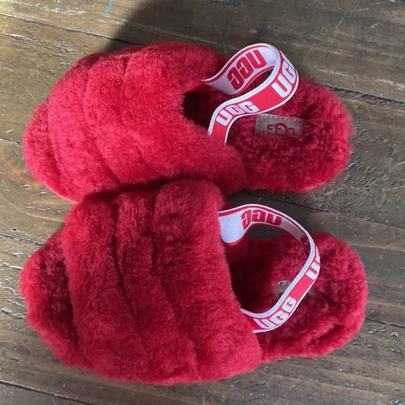 New without tag ugg slippers - Picture 2 of 4